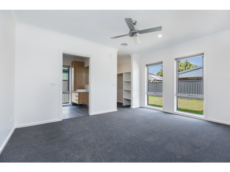 2/65 Fitzroy Street, Sale VIC 3850