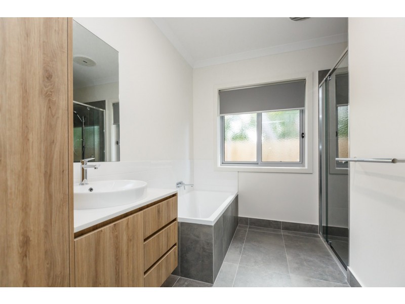 2/65 Fitzroy Street, Sale VIC 3850