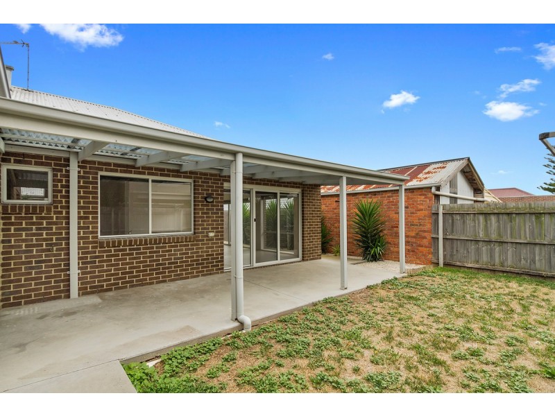 2/112 Marley Street, Sale VIC 3850