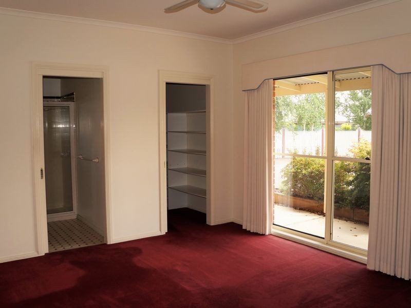 9 Finegan Court, Sale VIC 3850