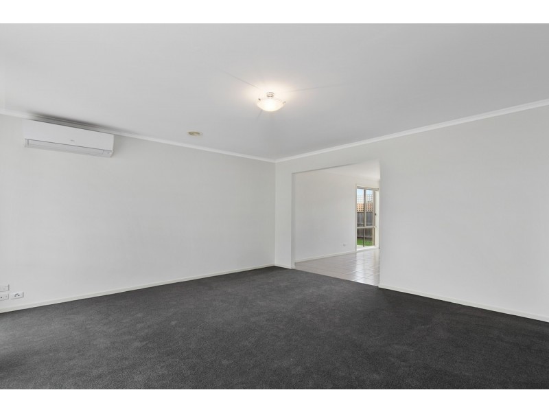 2/1C Duke Street, Maffra VIC 3860