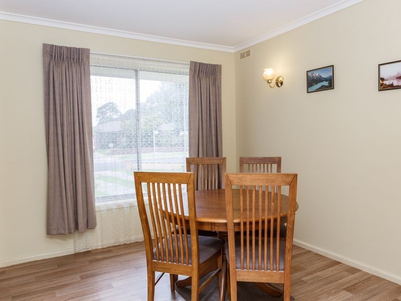 17 Rolland Street, Sale VIC 3850