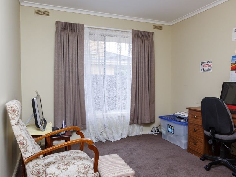 17 Rolland Street, Sale VIC 3850