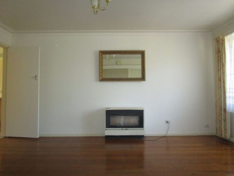 13 Rolland Street, Sale VIC 3850