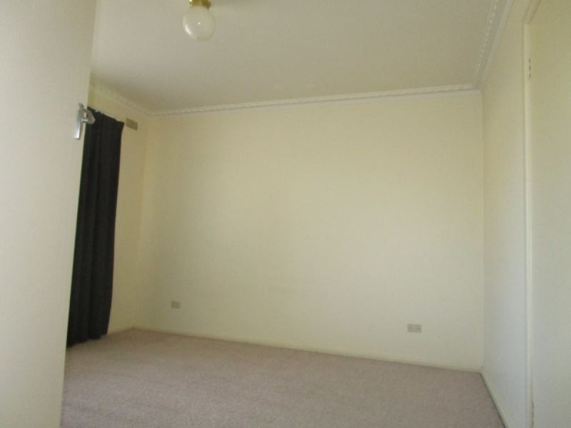 13 Rolland Street, Sale VIC 3850