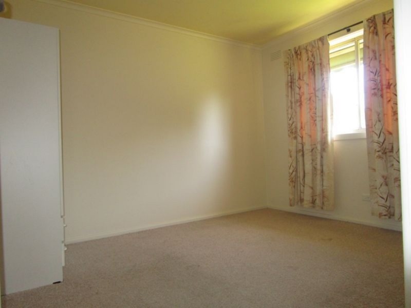 13 Rolland Street, Sale VIC 3850