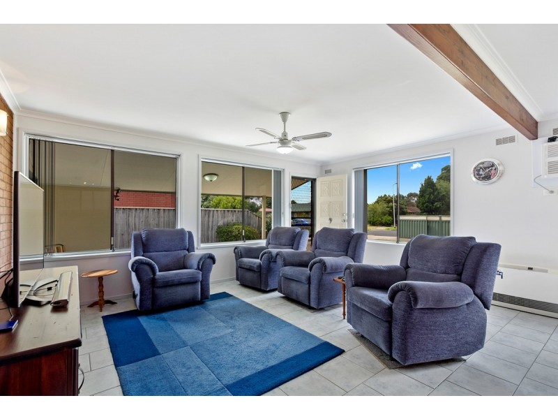 13 Cedar Street, Sale VIC 3850