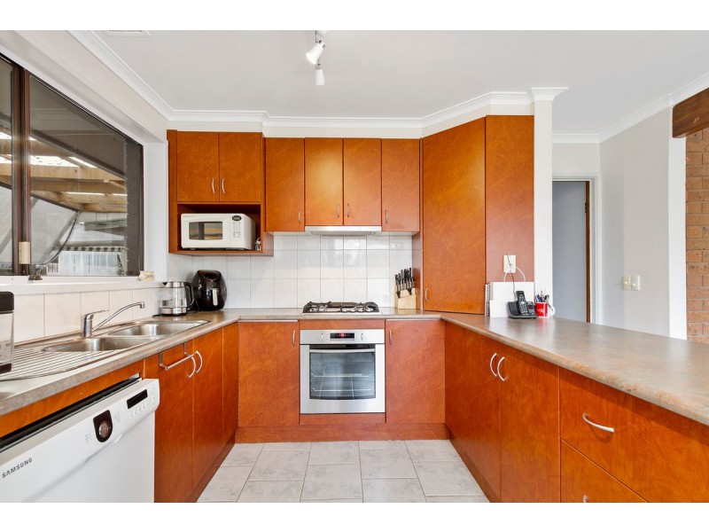 13 Cedar Street, Sale VIC 3850