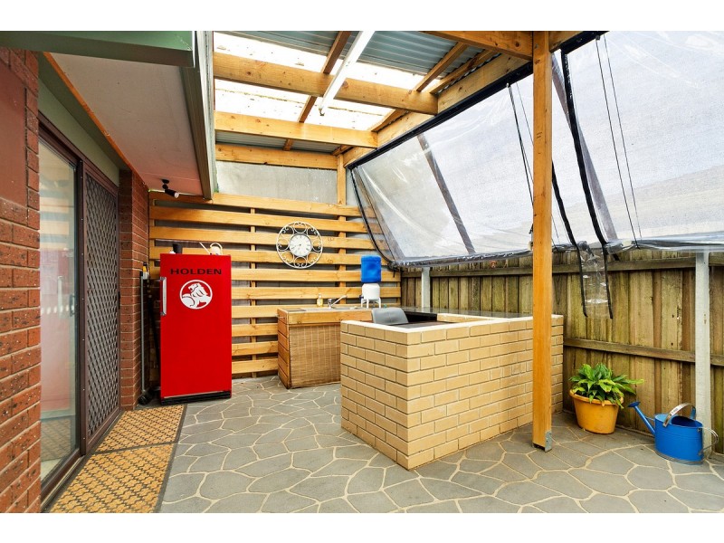 13 Cedar Street, Sale VIC 3850