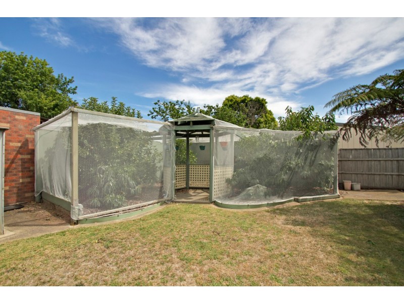 13 Cedar Street, Sale VIC 3850