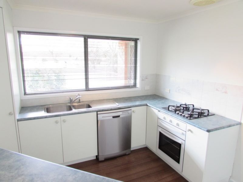 2 Stafford Drive, Sale VIC 3850