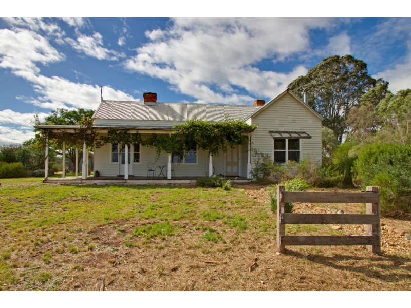 82 Freestone Creek Road, Briagolong VIC 3860