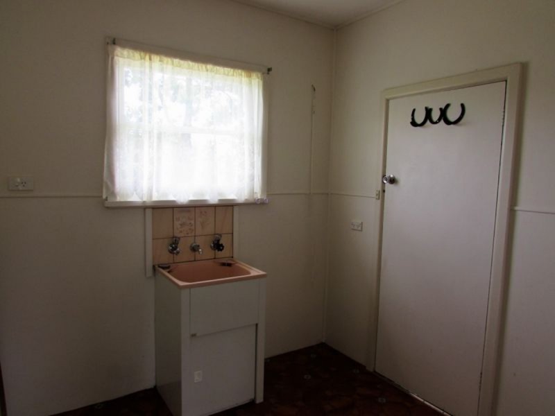 64 Mcfarlane Street, Stratford VIC 3862