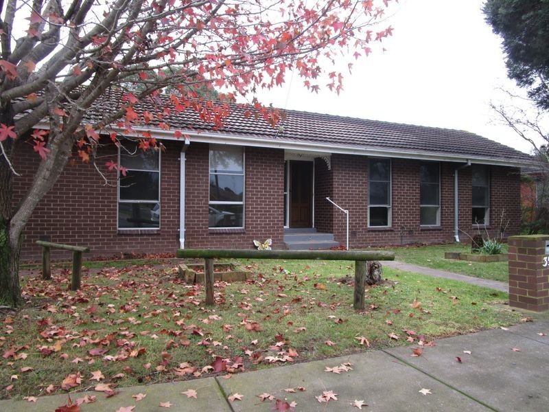 35 McLachlan Street, Sale VIC 3850
