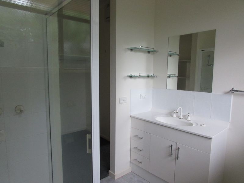 11 Krista Court, Sale VIC 3850