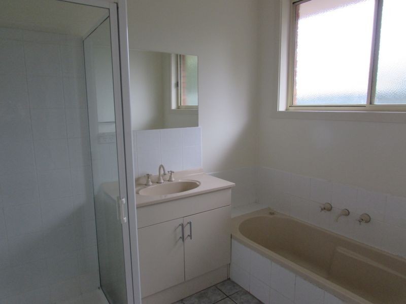 11 Krista Court, Sale VIC 3850