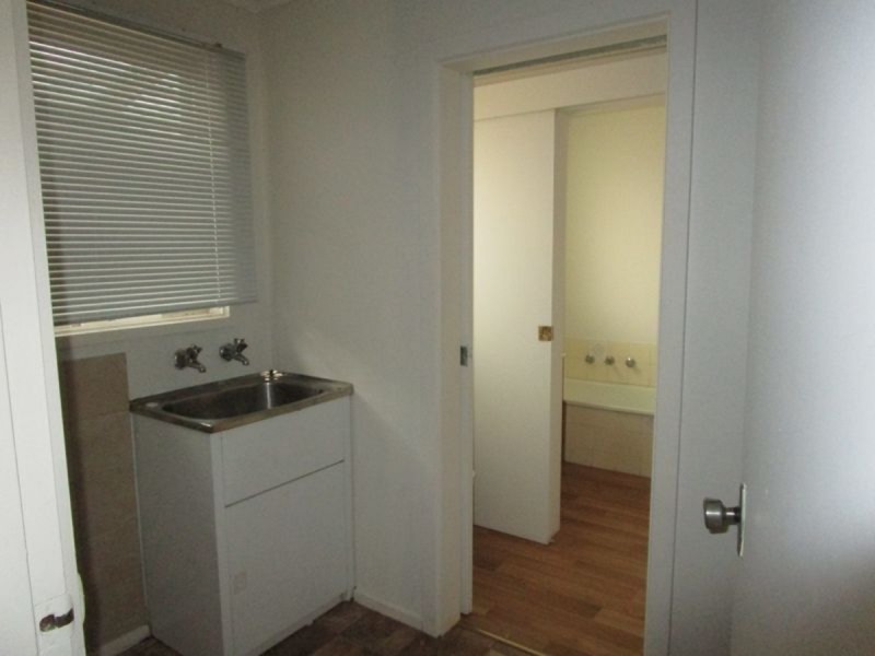 79 Jackson Avenue, Sale VIC 3850