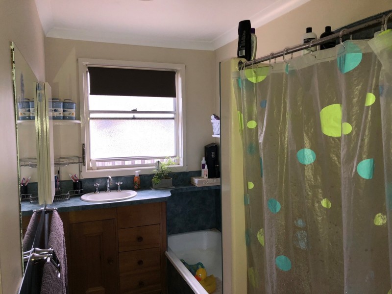 34 Jackson Avenue, Sale VIC 3850