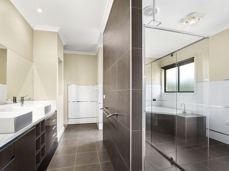 66 Williams Court, Longford VIC 3851