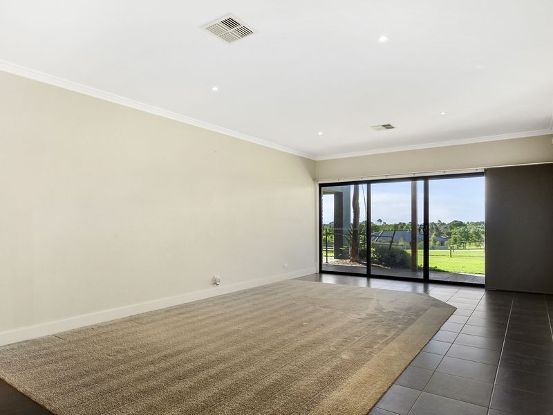 66 Williams Court, Longford VIC 3851