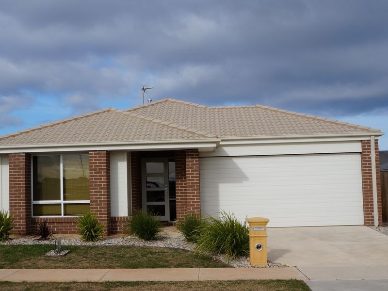 15 Cantwell Drive, Sale VIC 3850