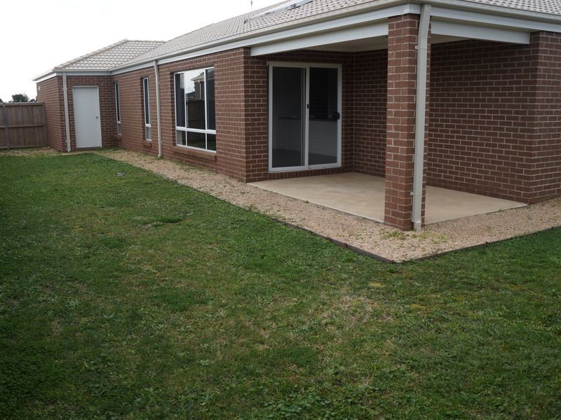 15 Cantwell Drive, Sale VIC 3850