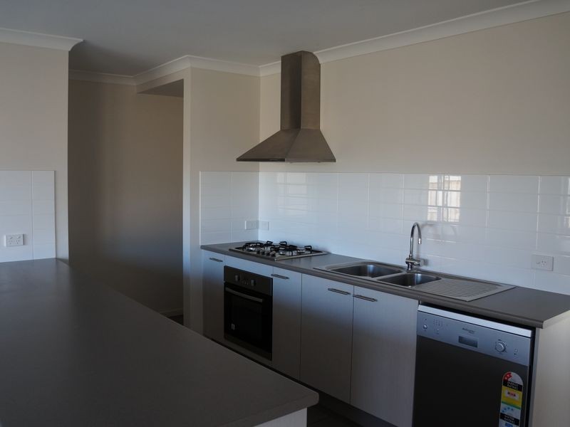 15 Cantwell Drive, Sale VIC 3850