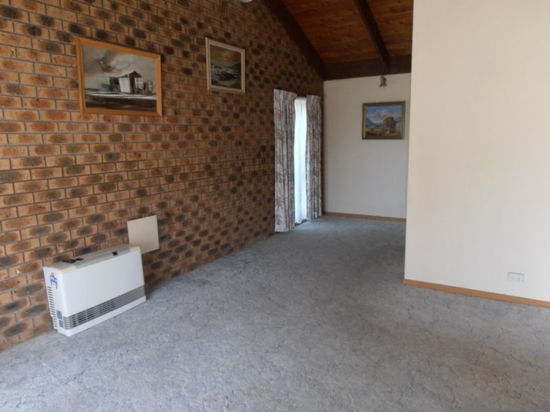 4/12 Wright Court, Sale VIC 3850