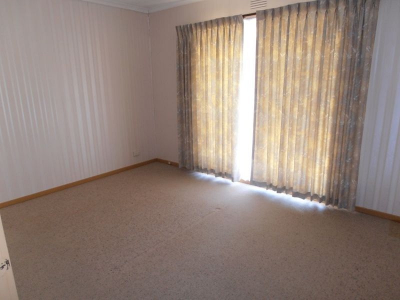 4/12 Wright Court, Sale VIC 3850