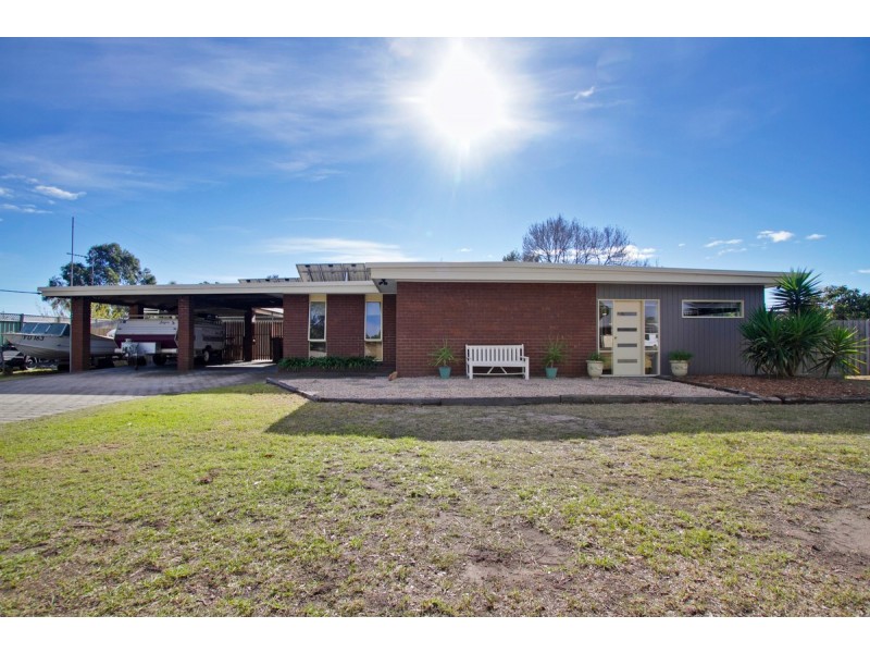 1 Little Street, Stratford VIC 3862