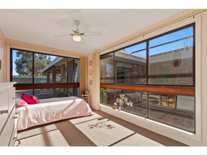 1 Little Street, Stratford VIC 3862