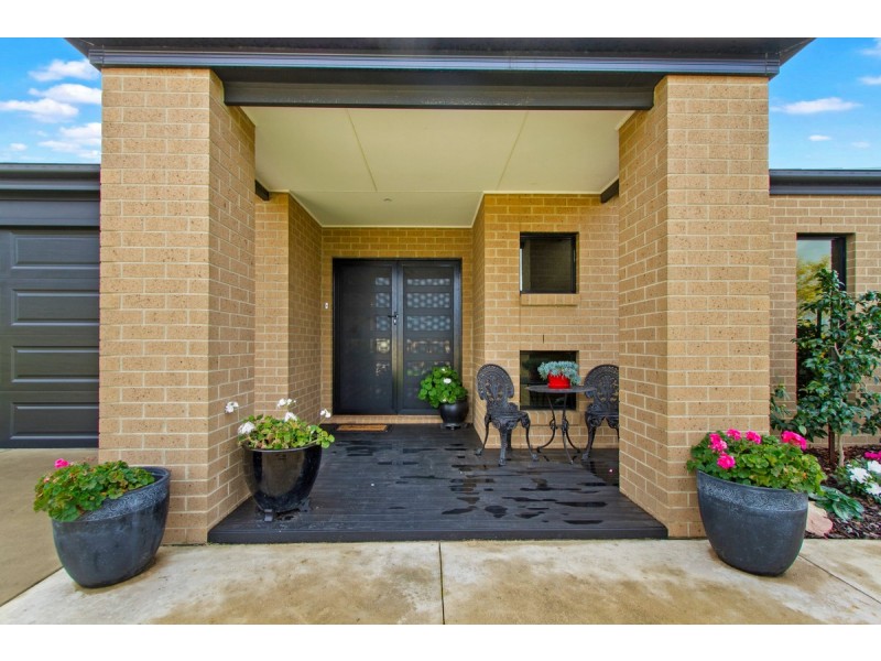 110 Sovereign Drive, Wurruk VIC 3850