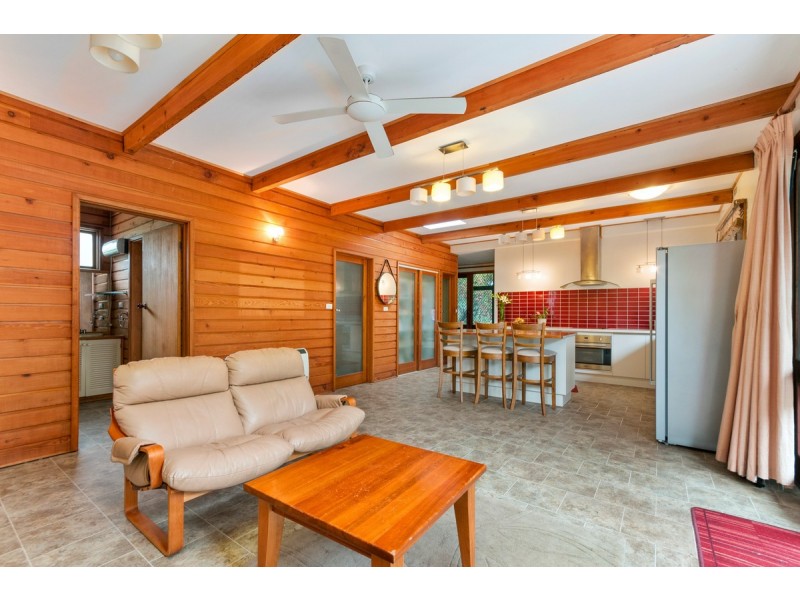 4 The Crescent, Maffra VIC 3860