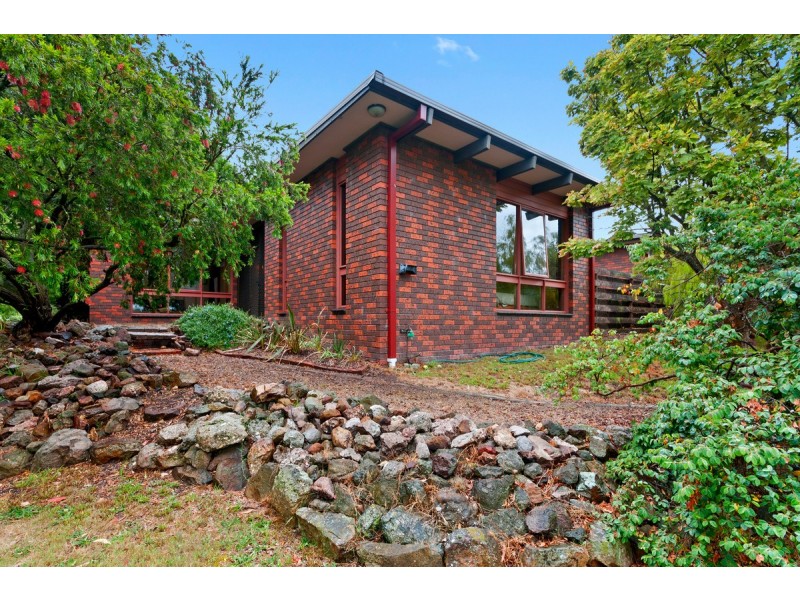 4 The Crescent, Maffra VIC 3860