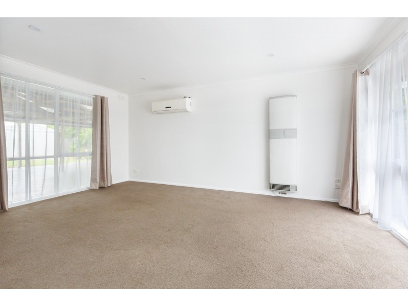 71 Montgomery Street, Sale VIC 3850