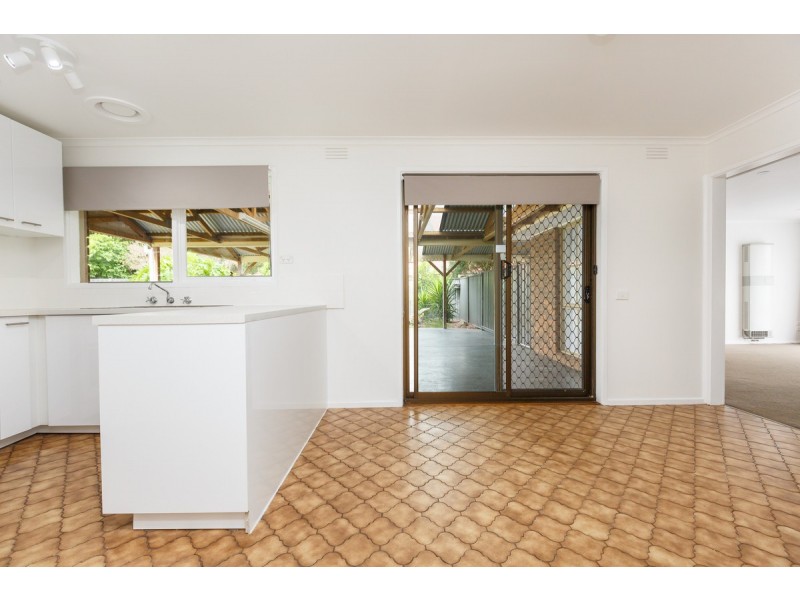 71 Montgomery Street, Sale VIC 3850