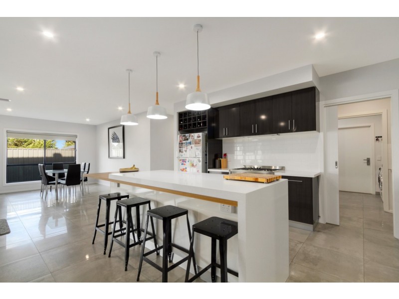 15 Page Court, Sale VIC 3850