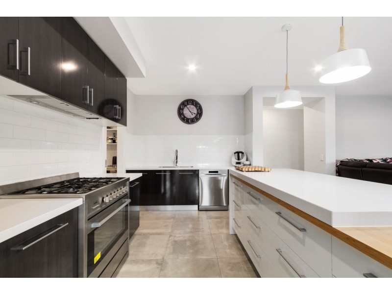 15 Page Court, Sale VIC 3850