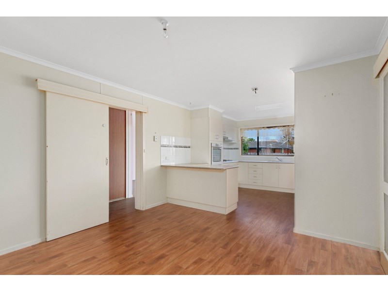 11 Ellen Way, Sale VIC 3850