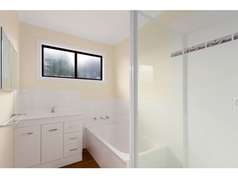 11 Ellen Way, Sale VIC 3850