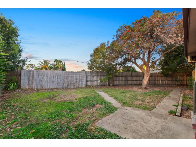 11 Ellen Way, Sale VIC 3850