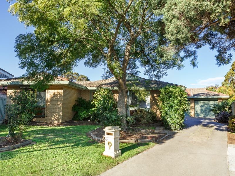 8 Julie Court, Sale VIC 3850
