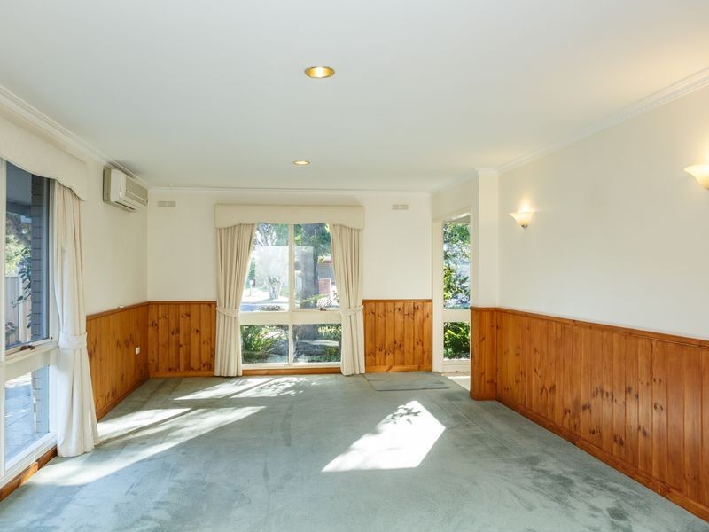 8 Julie Court, Sale VIC 3850