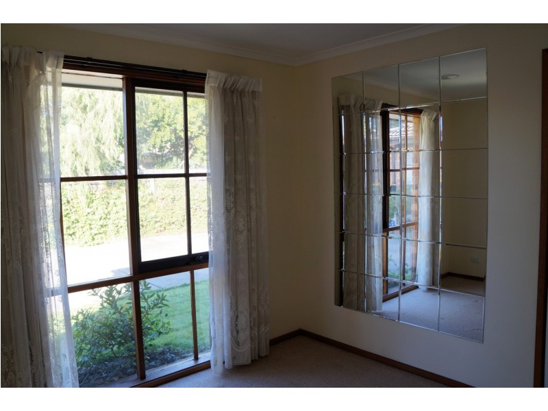 2/16 Dundas Street, Sale VIC 3850