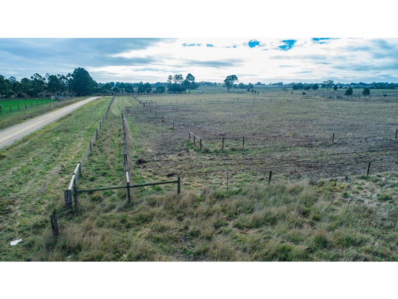 CA 29-30 Centre Road, Sale VIC 3850