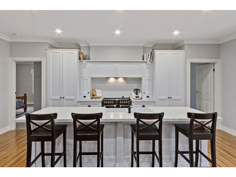 77 Gerrand Drive, Longford VIC 3851