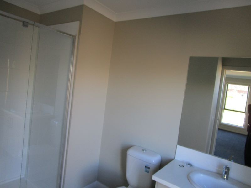 27 Woondella Boulevard, Sale VIC 3850