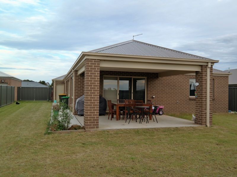 12 Relph Court, Sale VIC 3850