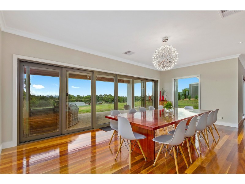 22 William Court, Longford VIC 3851