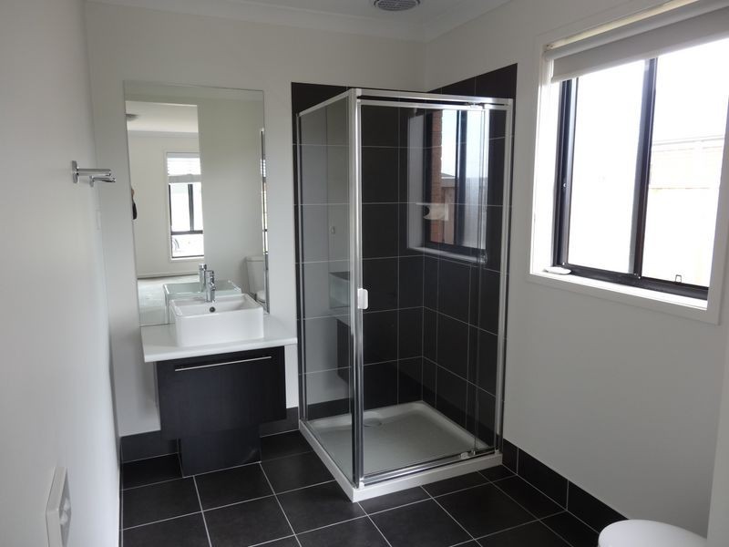 7 Ruthberg Drive, Sale VIC 3850